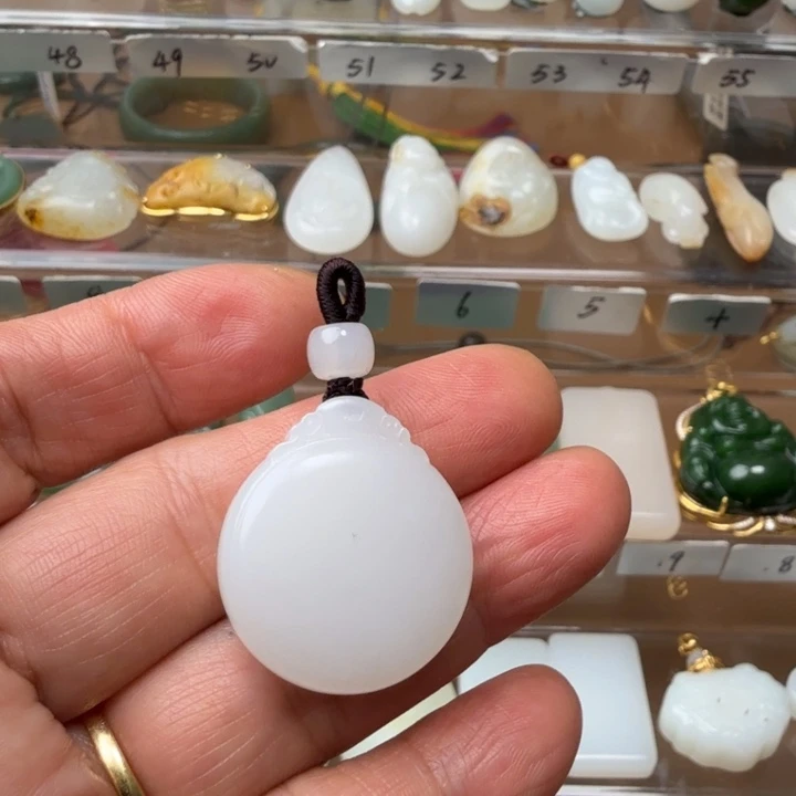 和田玉未镶嵌颈饰新疆和田平安圆满