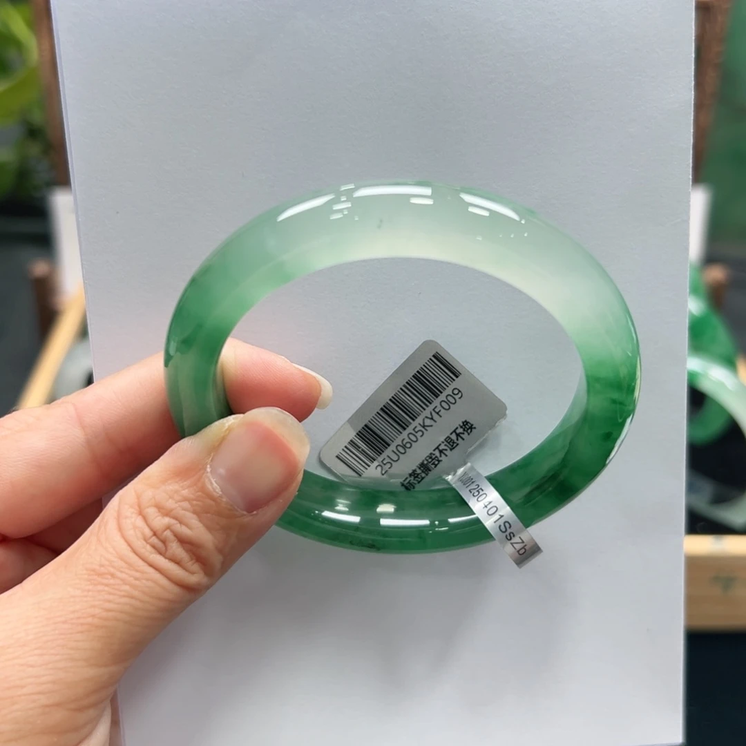 石英质玉手镯未镶嵌➕佳佳5758