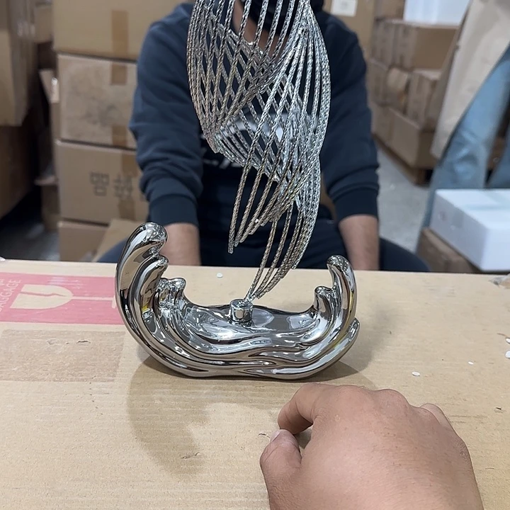 丫***头陶瓷摆件哈哈哈哈