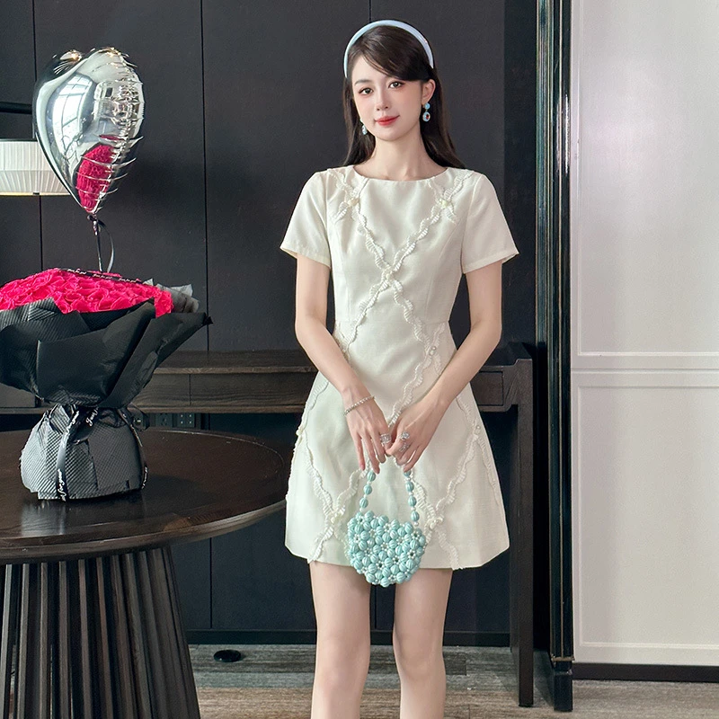 2025夏季新款女装法式千金风设计感白色礼服裙短袖连衣裙21726