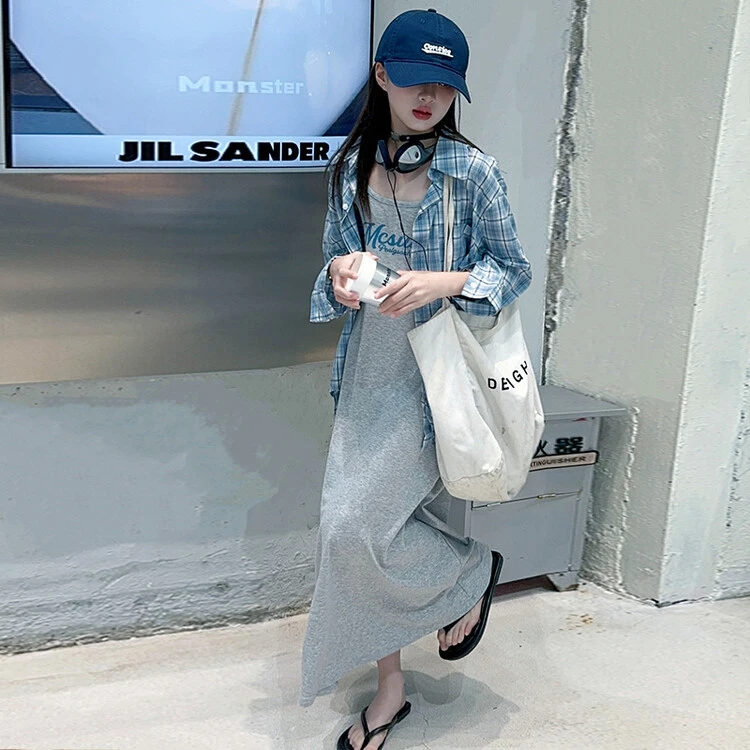 女童连衣裙套装夏季2025新款儿童韩版洋气格子防晒衬衫甜酷吊带裙