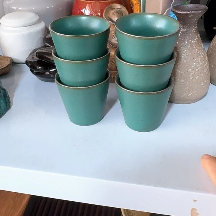 主人杯一个，瓷。。瓷。。