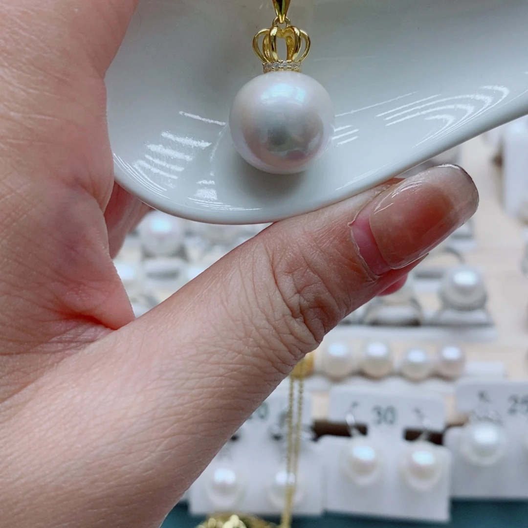 银S925镶嵌淡水珍珠耳饰15.2