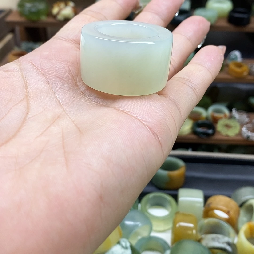 岫玉戒指未镶嵌B****?戒指