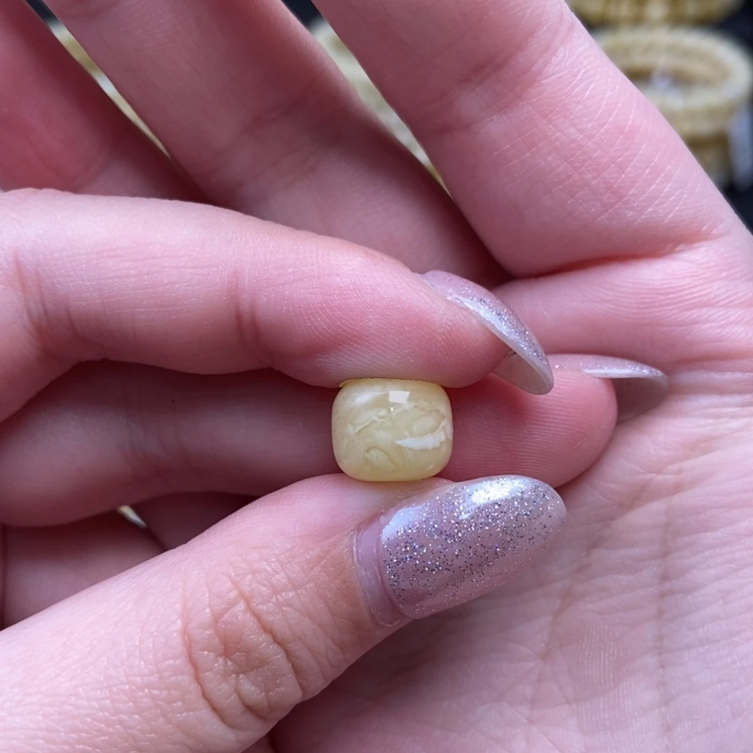 蜜蜡未镶嵌珠宝奇石卡10.5