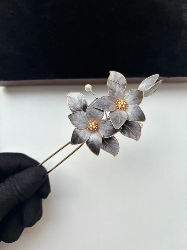 非遗原创国风绒花汉服发簪丝绒日常复古配饰古风发饰头饰发夹灰色