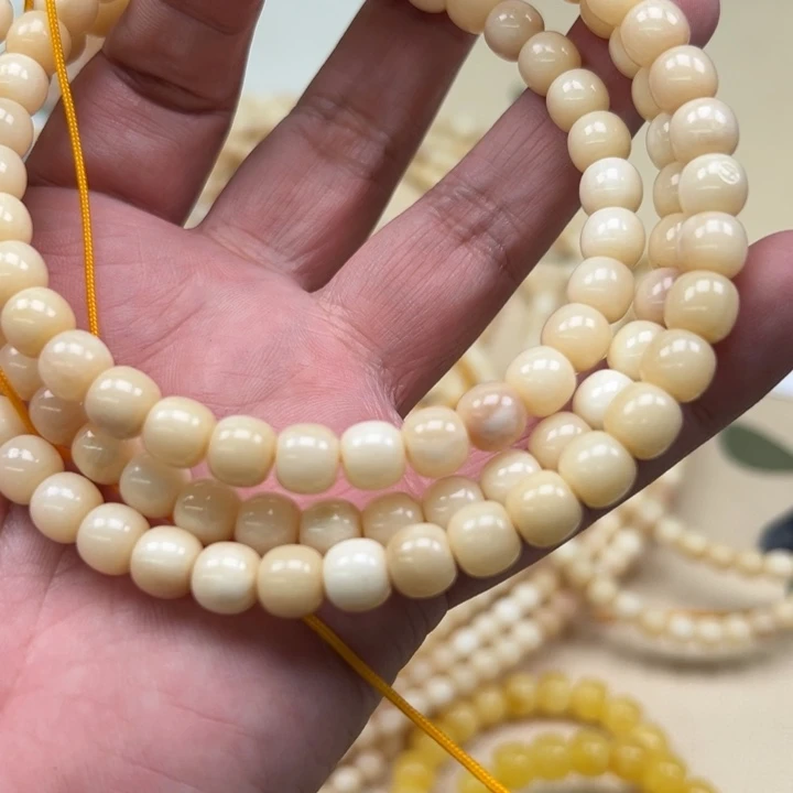 吊坠白玉菩提雪***檬黄色3629