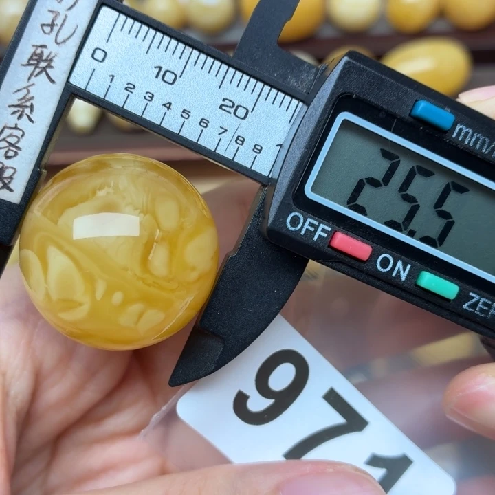 蜜蜡未镶嵌裸石蜜蜡微瑕