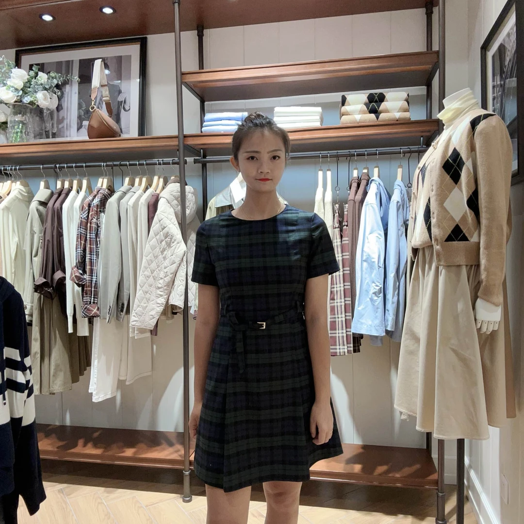 【女装优选WL】E·Land衣恋女士简约时尚连衣裙EEOWE49Q94