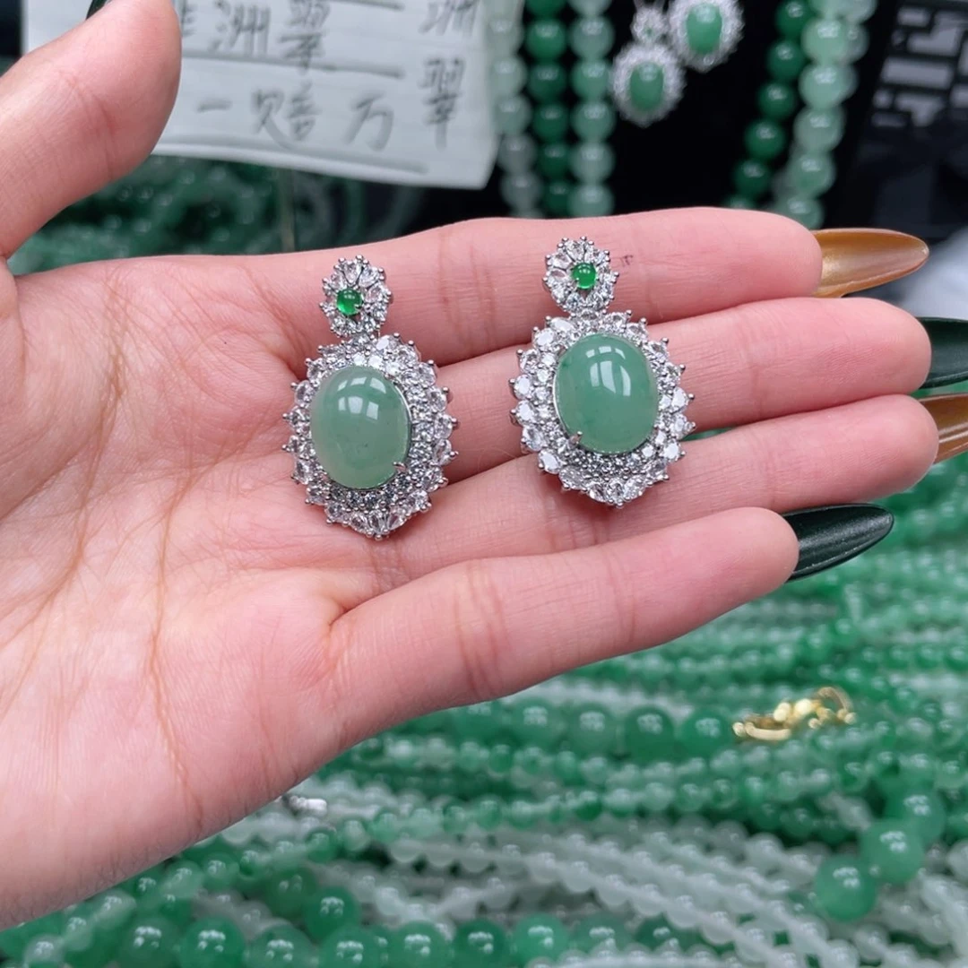 未镶嵌手链石英质玉（非洲翠）（任选一个）精品