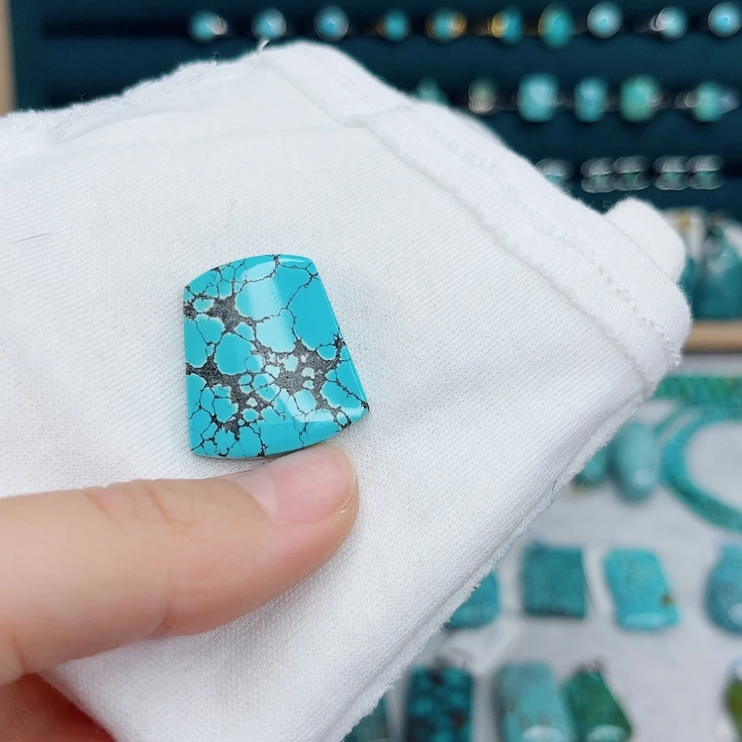 绿松石未镶嵌绿松石