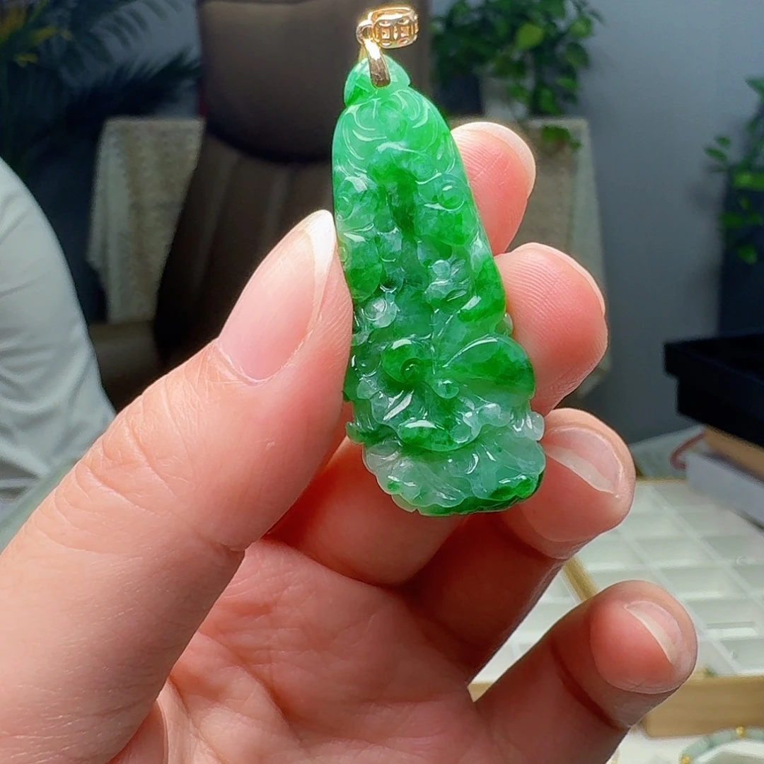 翡翠18K金镶嵌吊坠(不含链)天然