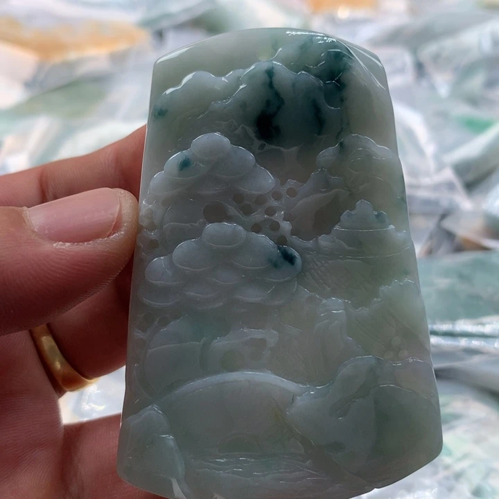 翡翠未镶嵌颈饰保真天然a货翡翠