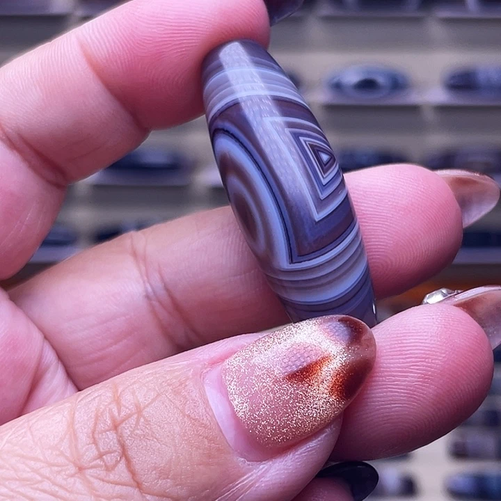 金***墩玛瑙/玉髓未镶嵌颈饰