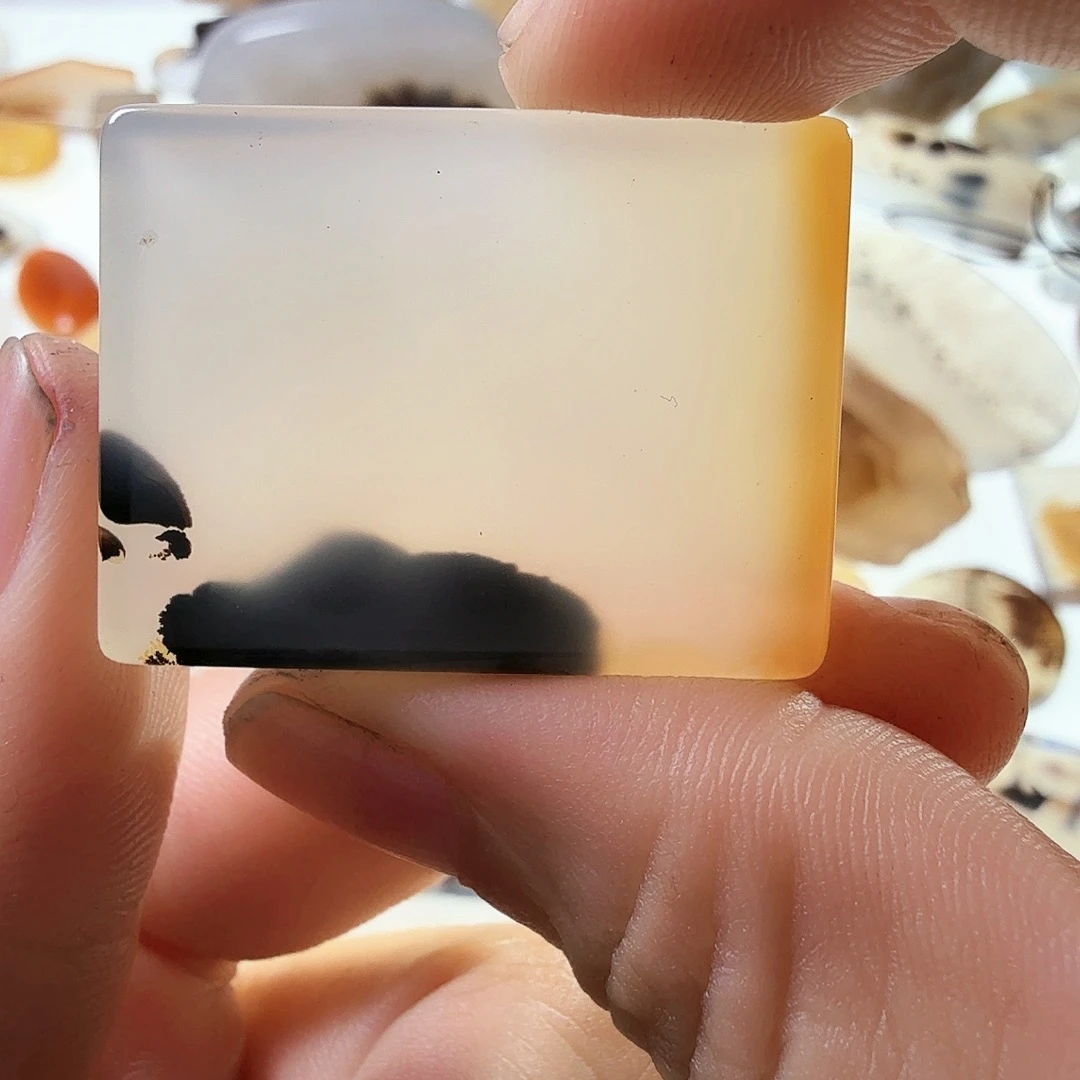玛瑙/玉髓未镶嵌珠宝半成品