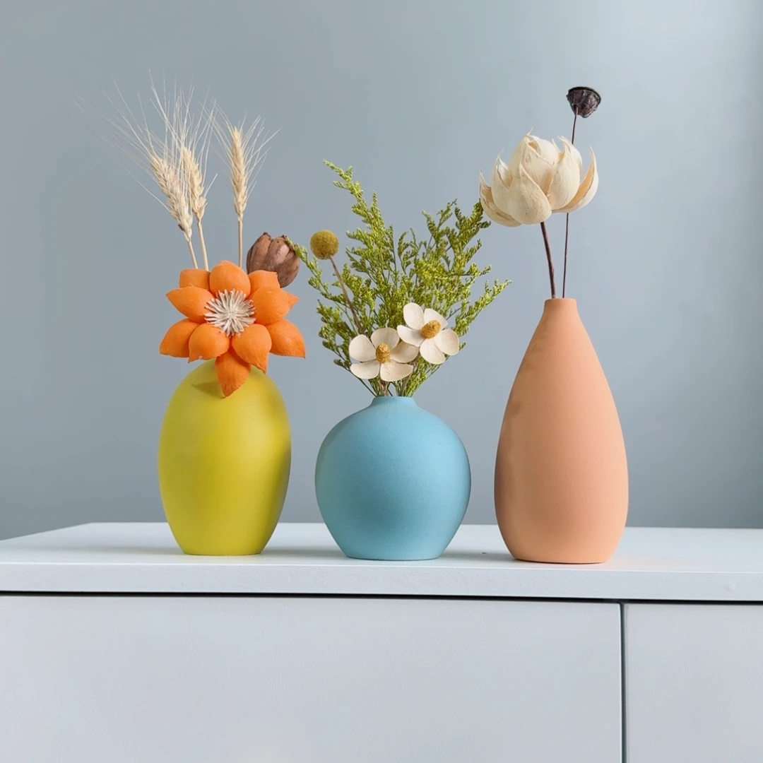 瓷片陶瓷小花瓶含花总高约20-30cm