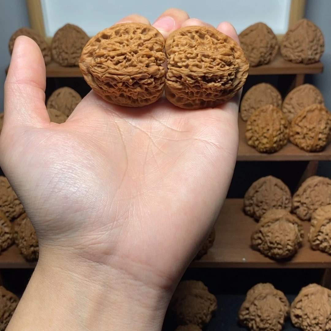 核桃南疆石40尺全品高炮三角