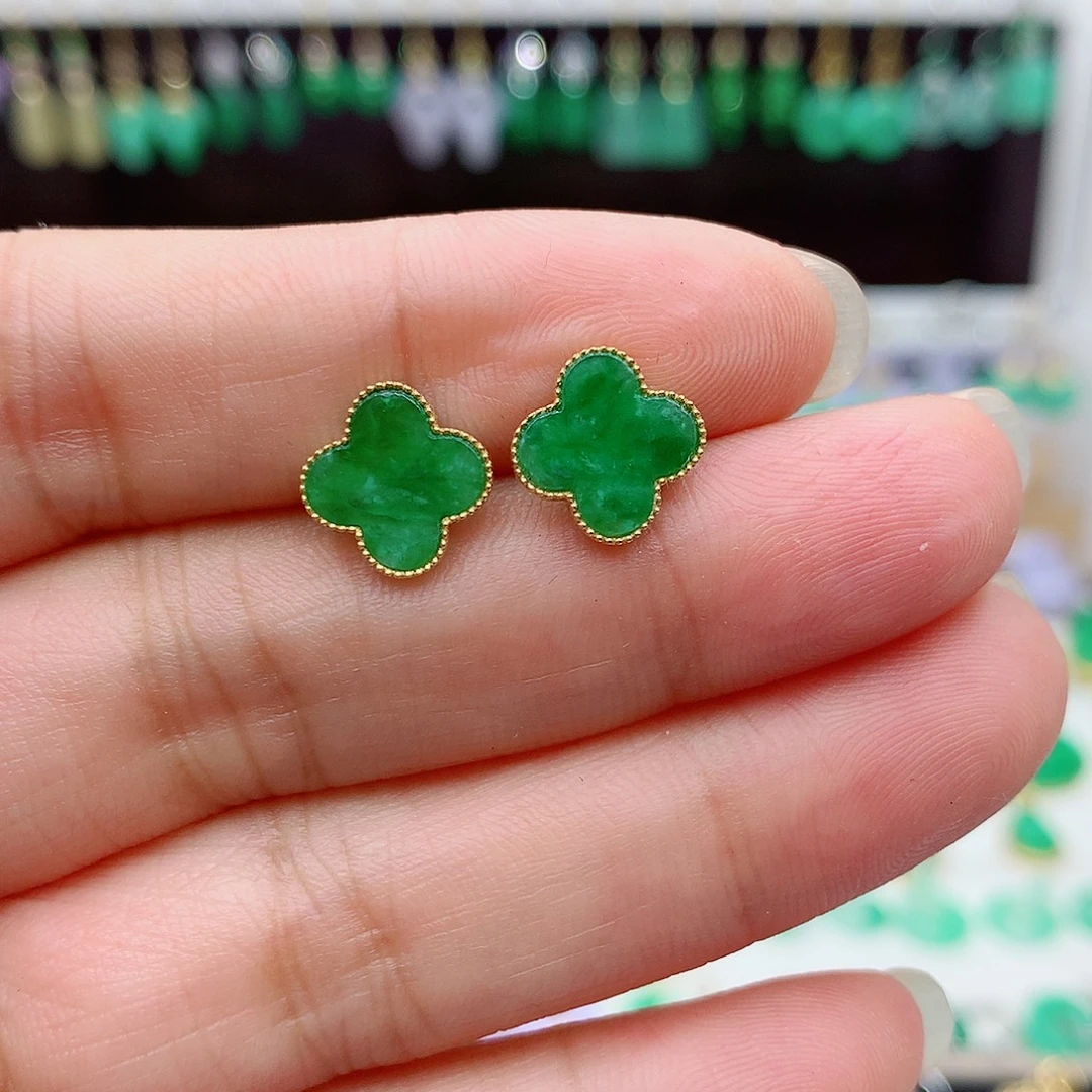 艺***林翡翠18K金镶嵌耳饰