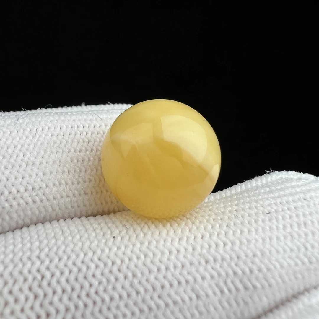 A1616天然原矿蜜蜡 鸡油黄圆珠14.3mm支持复检假一罚十