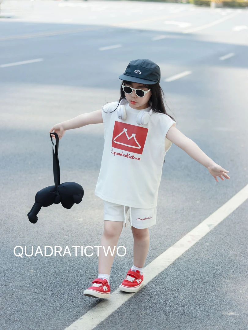 LCF  两次方夏款中大童纯色运动背心套装 L24322915