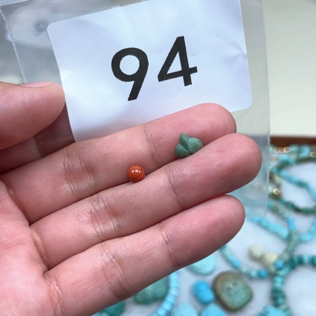 南红玛瑙未镶嵌珠宝奇石