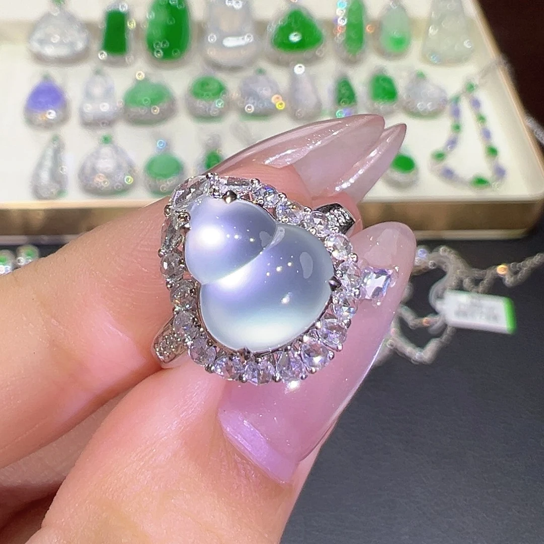 翡翠18K金镶嵌戒指翡翠