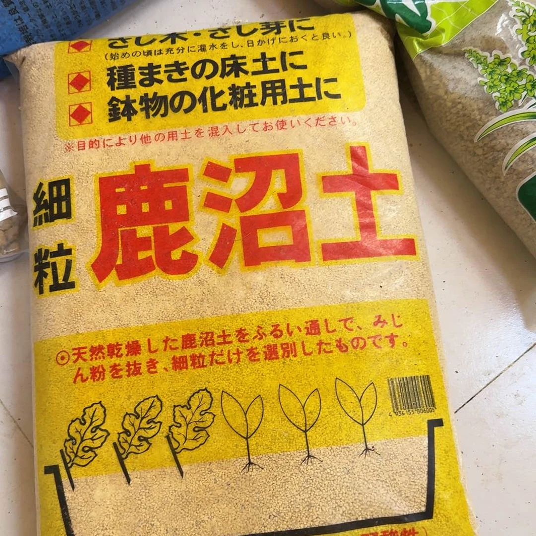 鹿沼土3—6一袋包邮，青海西藏新疆勿拍