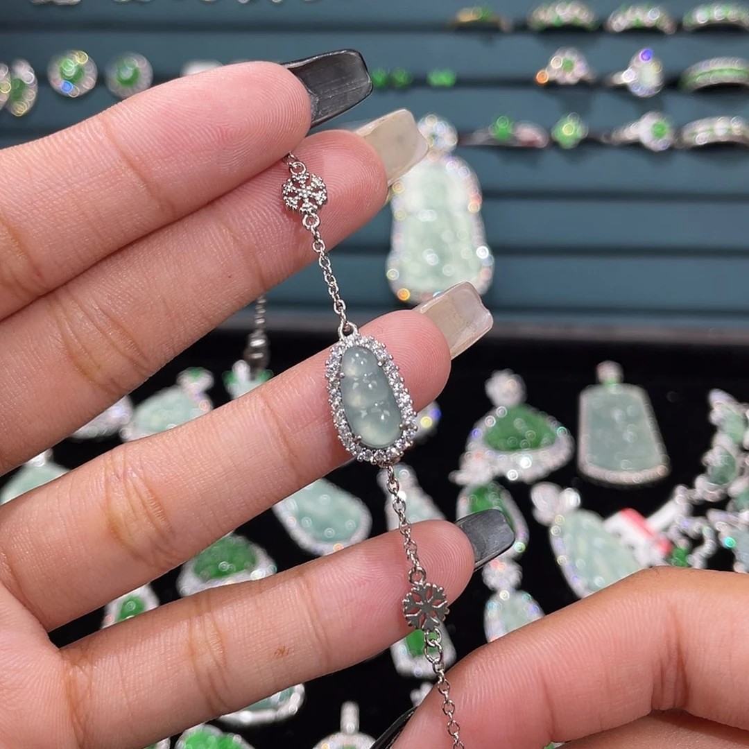 未镶嵌手链翡翠手链