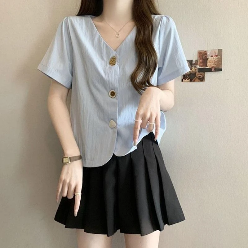 清冷系夏季新款法式小香风正肩V领短袖衬衫女气质宽松显瘦减龄上