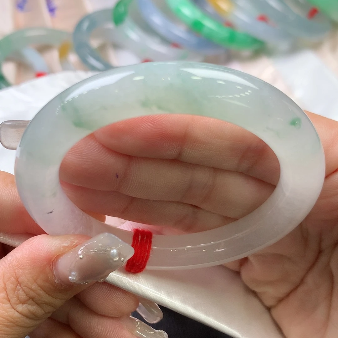 翡翠未镶嵌手镯51圆条