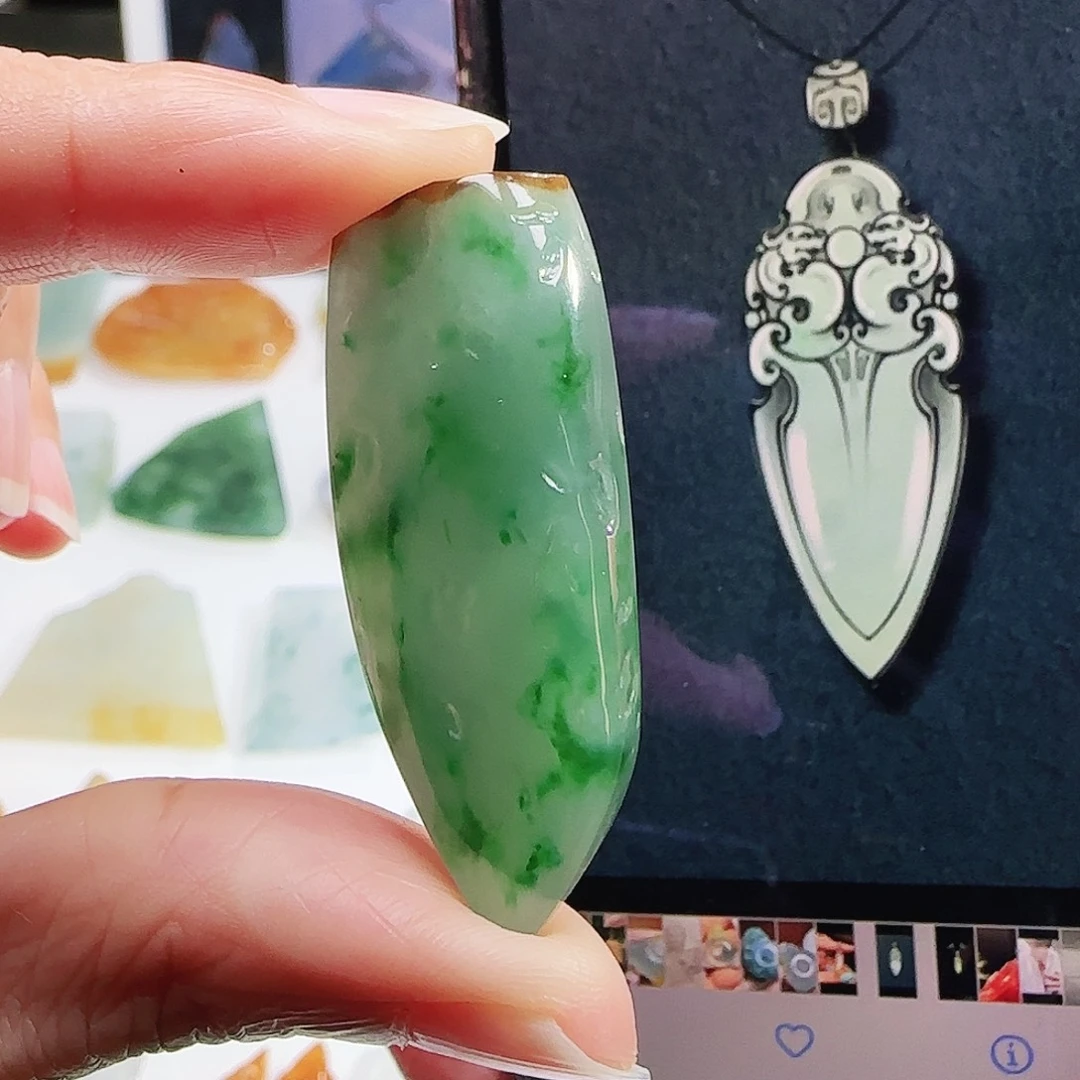 定制翡翠未镶嵌缅甸翡翠挂件