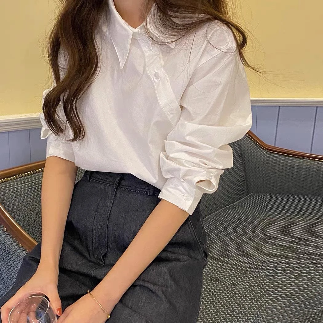春季新款设计感小众韩系斜扣白色气质翻领衬衫女通勤衬衣纯棉上衣