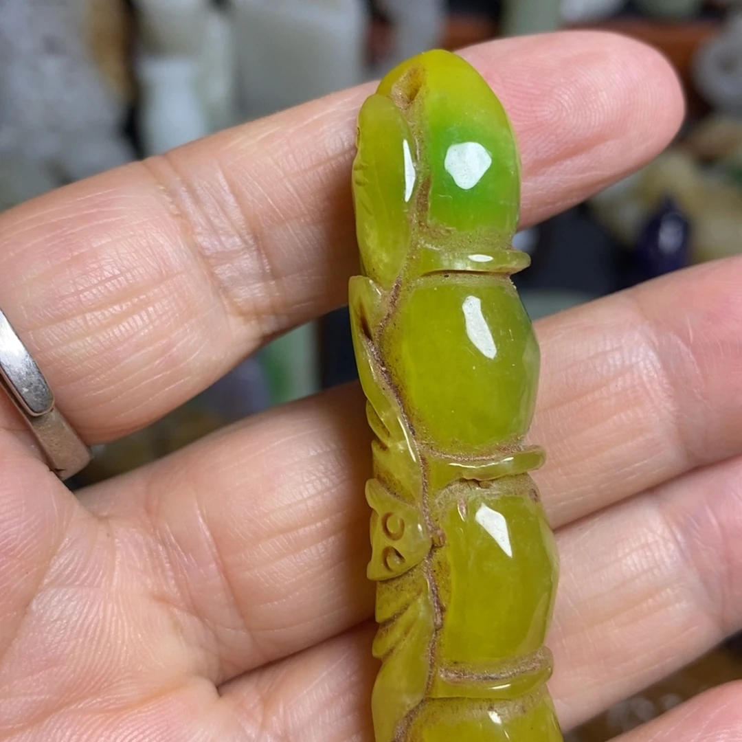 颈饰未镶嵌和田玉（糖玉）
