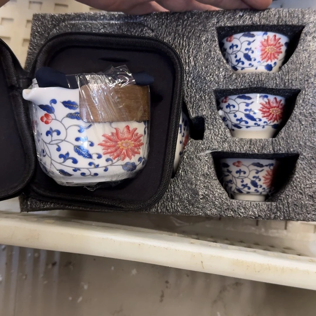 有瑕疵，无缺口，介意勿拍