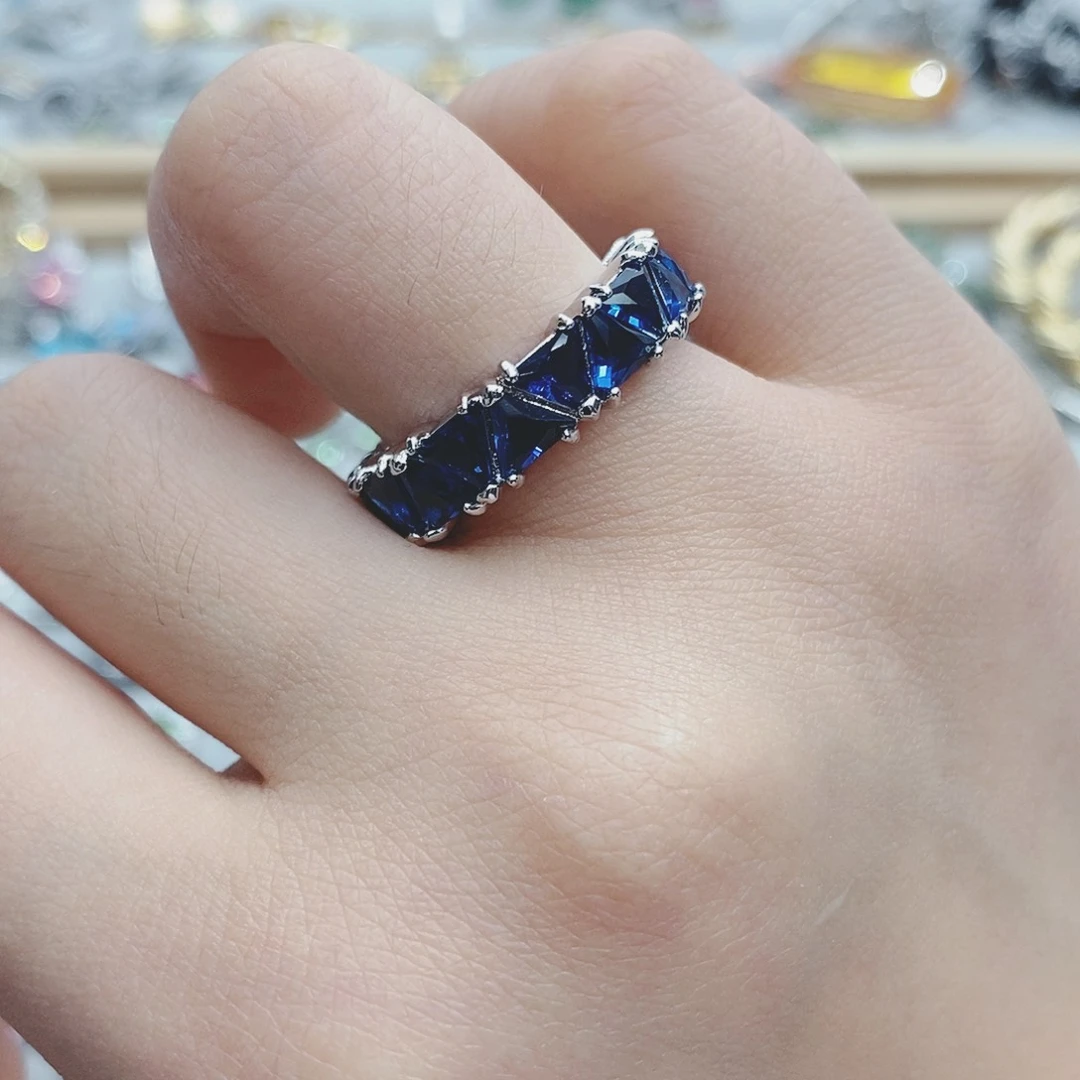 【闪购商品】银S925镶嵌耳饰托帕石