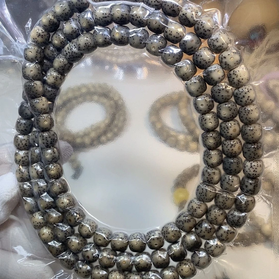 星月菩提吊坠9.8石玉108