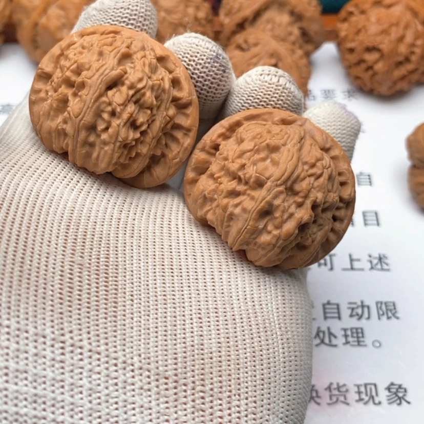 【闪购商品】把件文玩核桃36白狮子