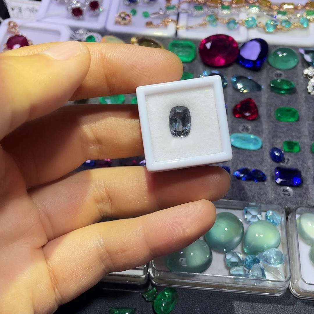 裸石未镶嵌尖晶石3.32c t