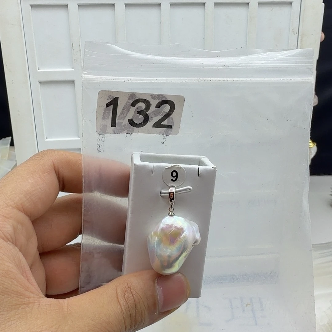 淡水珍珠颈饰合金