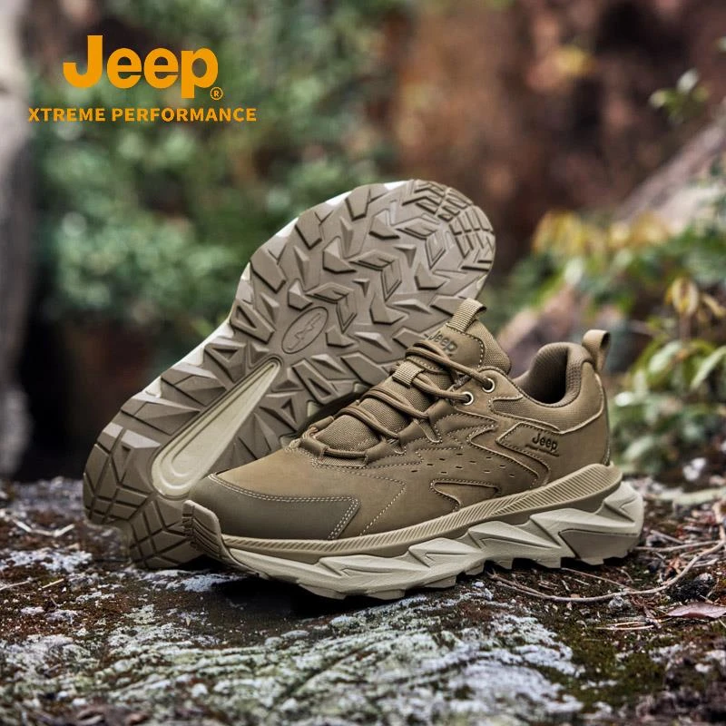 jeep男鞋防水运动鞋新款秋冬季防滑透气徒步登山鞋软底老爹鞋子男