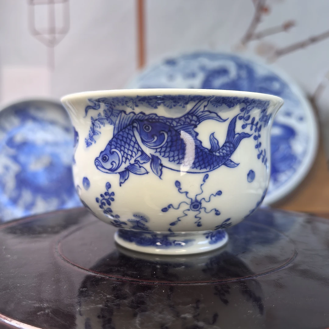 纯手绘青花鱼藻炉式杯110-120ml