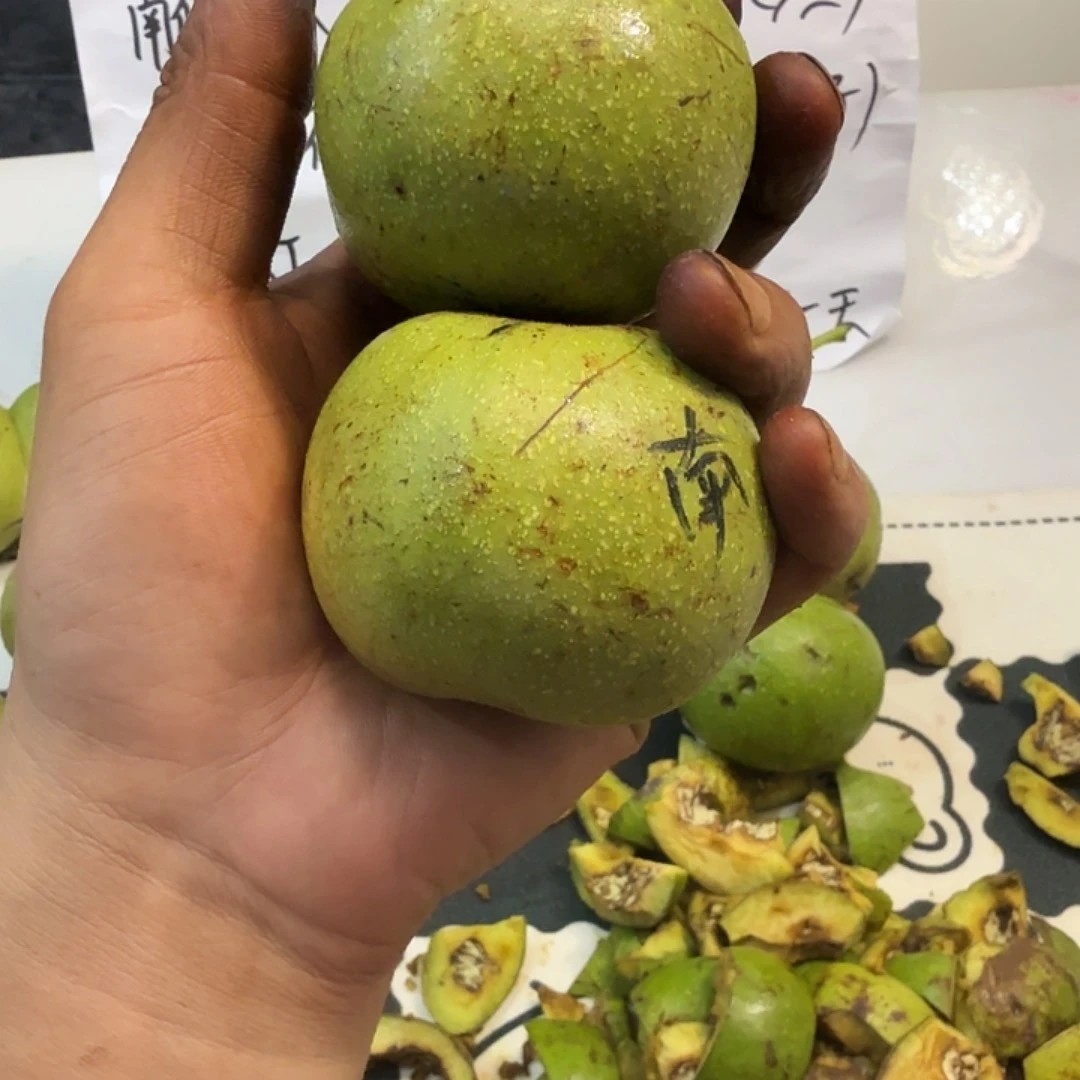 文玩核桃吊坠地*