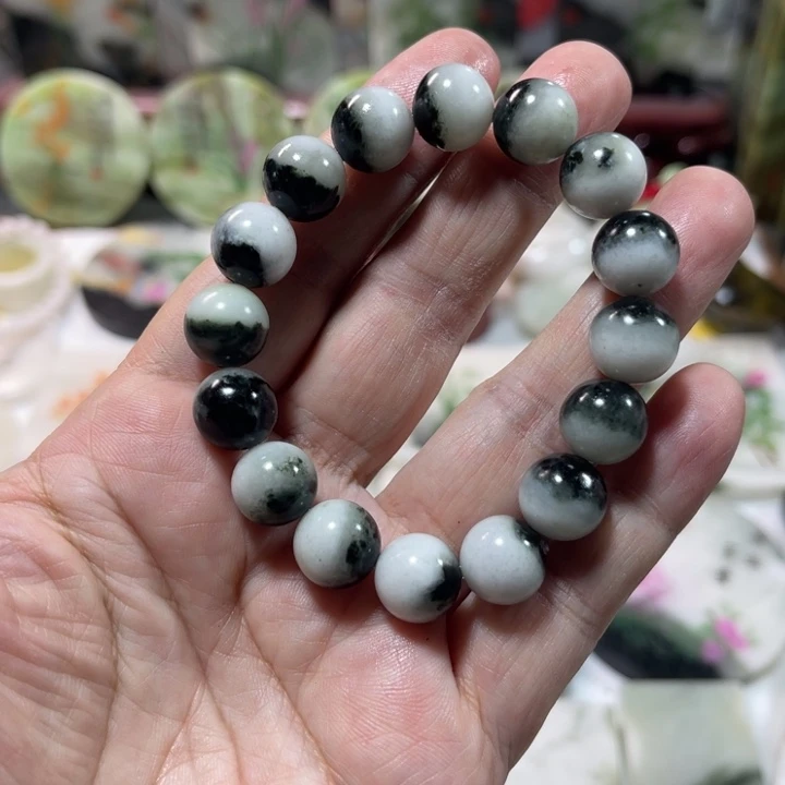 独山玉未镶嵌颈饰卡12