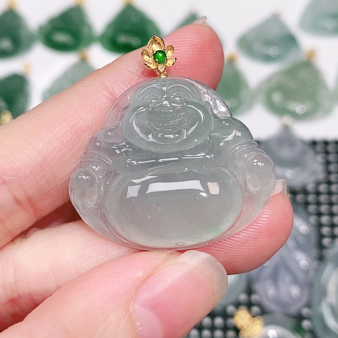 翡翠18K金镶嵌颈饰