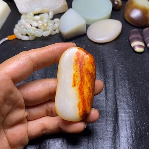 未镶嵌和田玉摆件