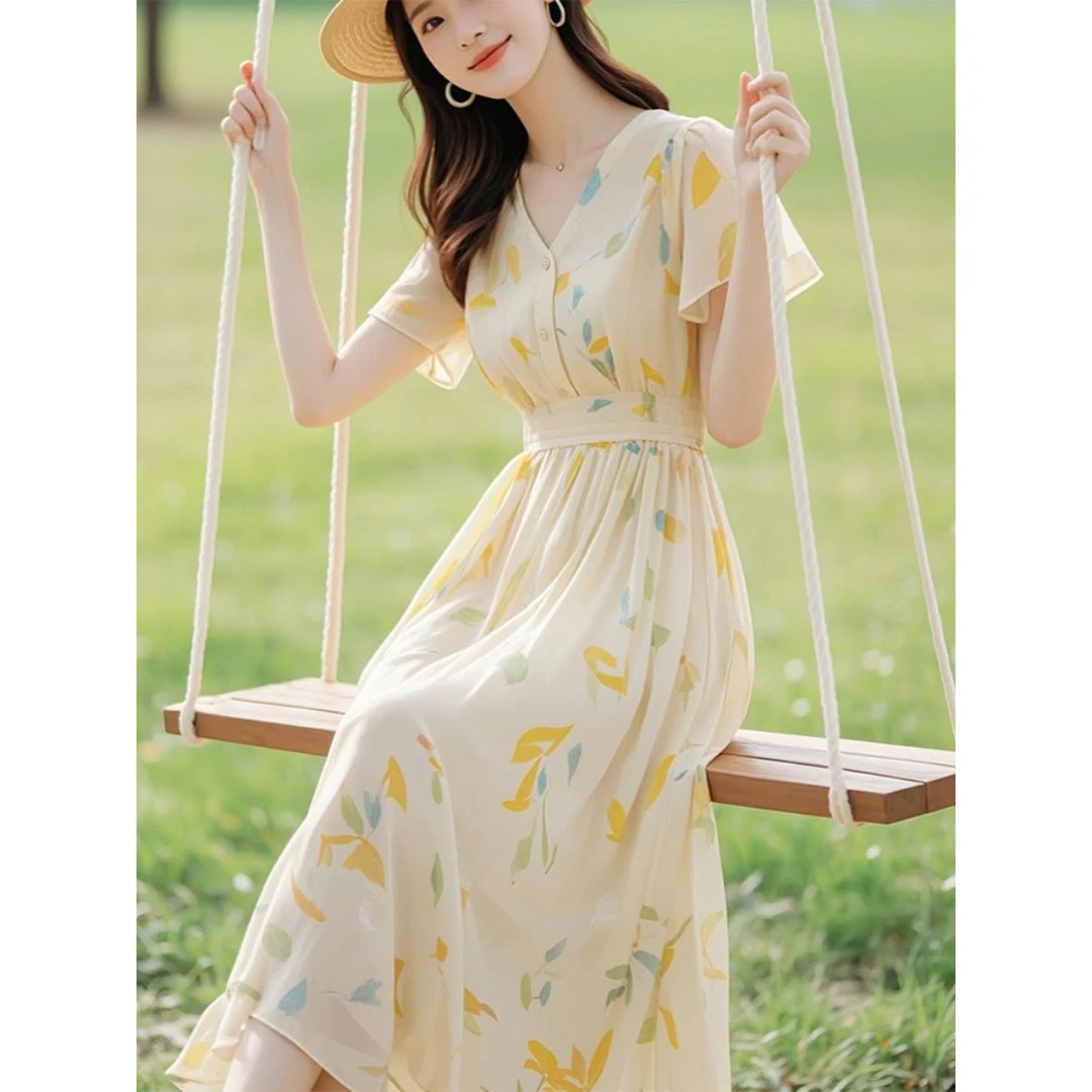 法式碎花雪纺连衣裙女夏季2025新款轻奢感超好看钓系约会长裙