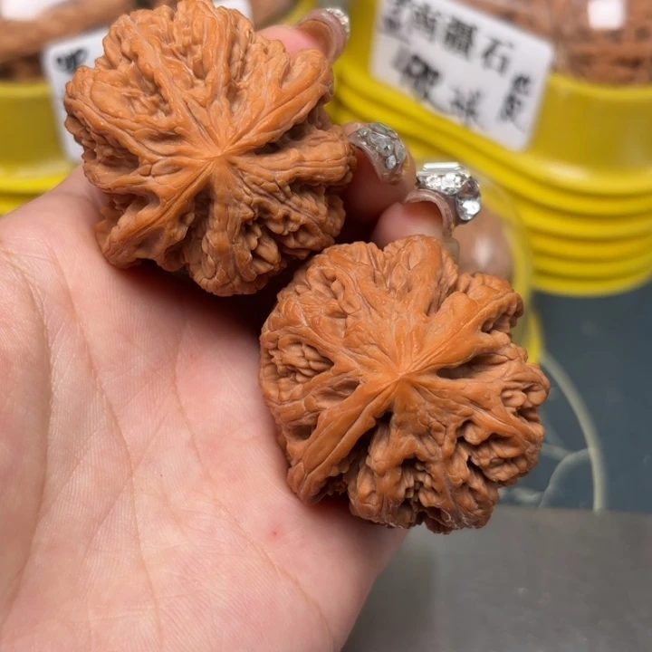 文玩核桃吊坠44-32593-02