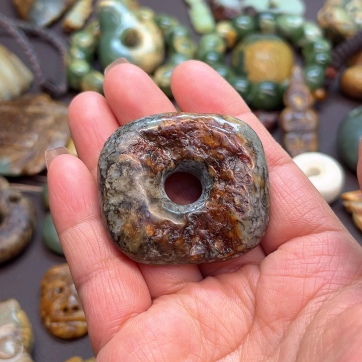 岫岩老玉（透闪石质玉）把件未镶嵌凌