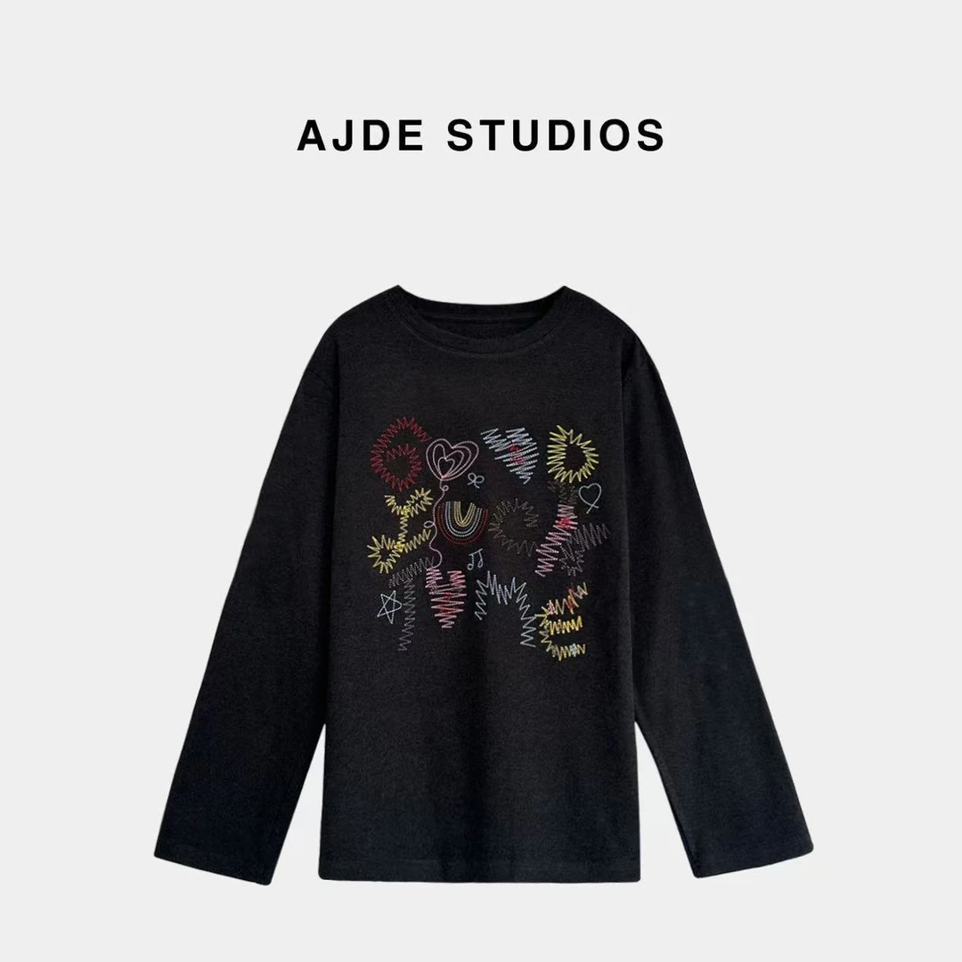 AJDE｜涂鸦刺绣磨毛长袖01