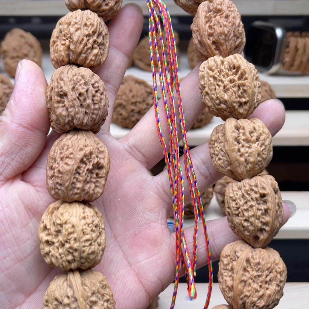 文玩核桃把件手持